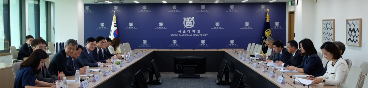 北京大学代表团访问韩国2.png 北京大学代表团访问韩国2.png